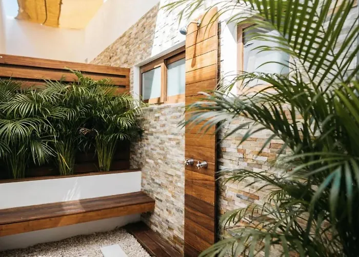 Villa 5br Exclusive Beachfront With Pool In Tulum Balcheil